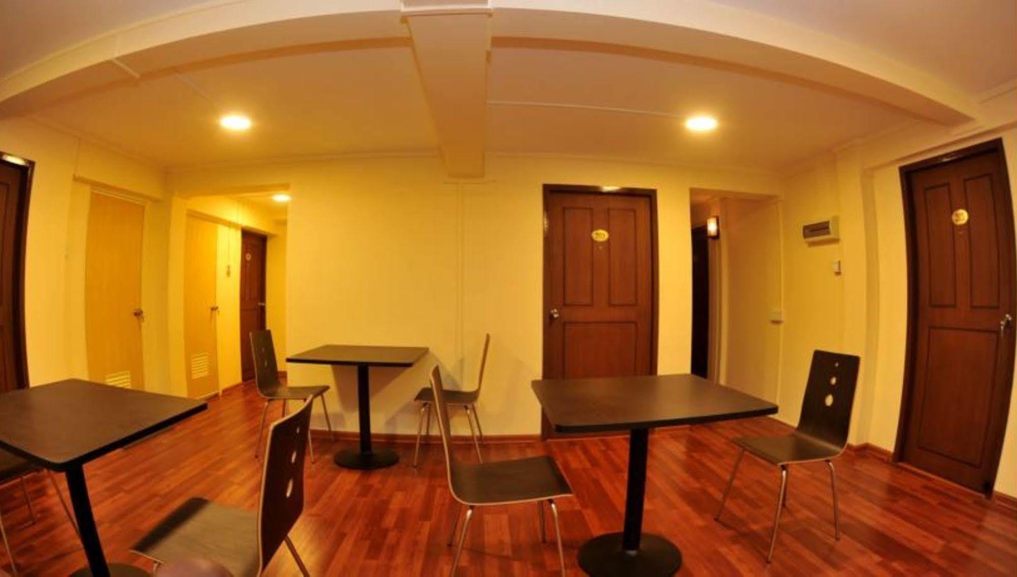 York Residence ย่างกุ้ง ภายนอก รูปภาพ
